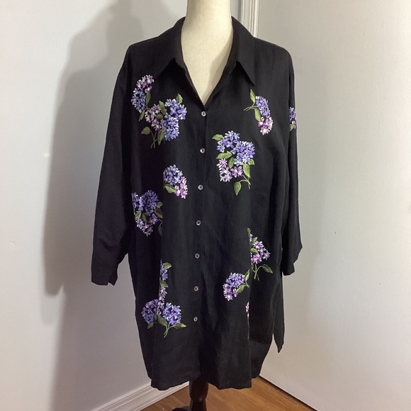 NWOT BOB MACKIE STUDIO PLUS 28W BLACK LINEN BLEND SHIRT JACKET LILAC EMBROIDERY - Picture 1 of 11